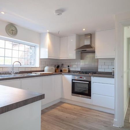 Celias Apartment Лийк Екстериор снимка